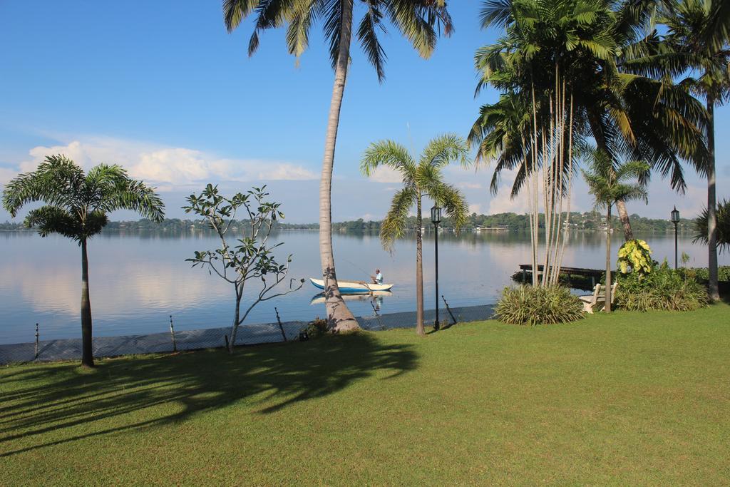 Blue Water Villa Piliyandala Buitenkant foto