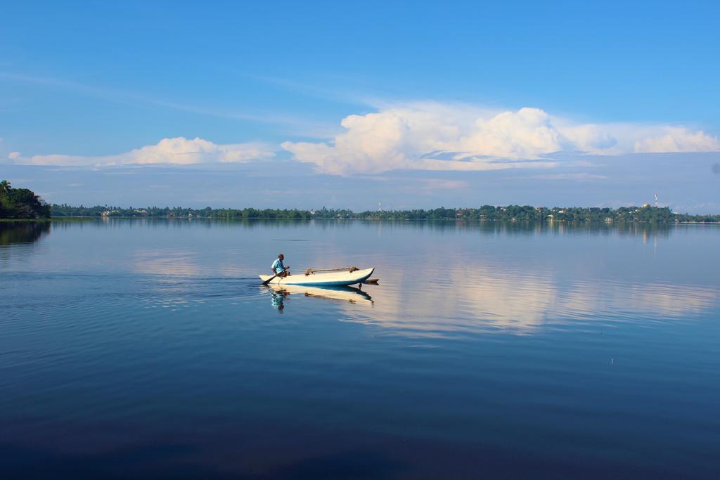 Blue Water Villa Piliyandala Buitenkant foto