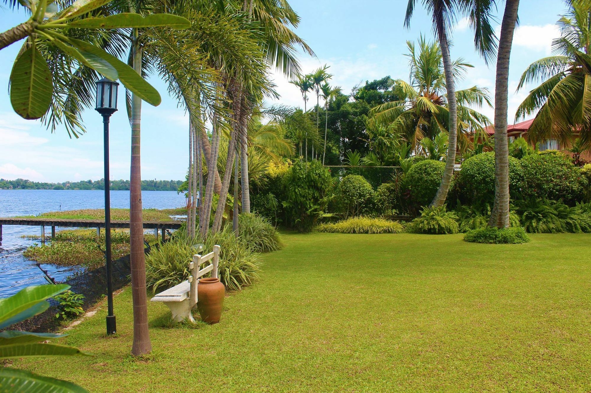 Blue Water Villa Piliyandala Buitenkant foto