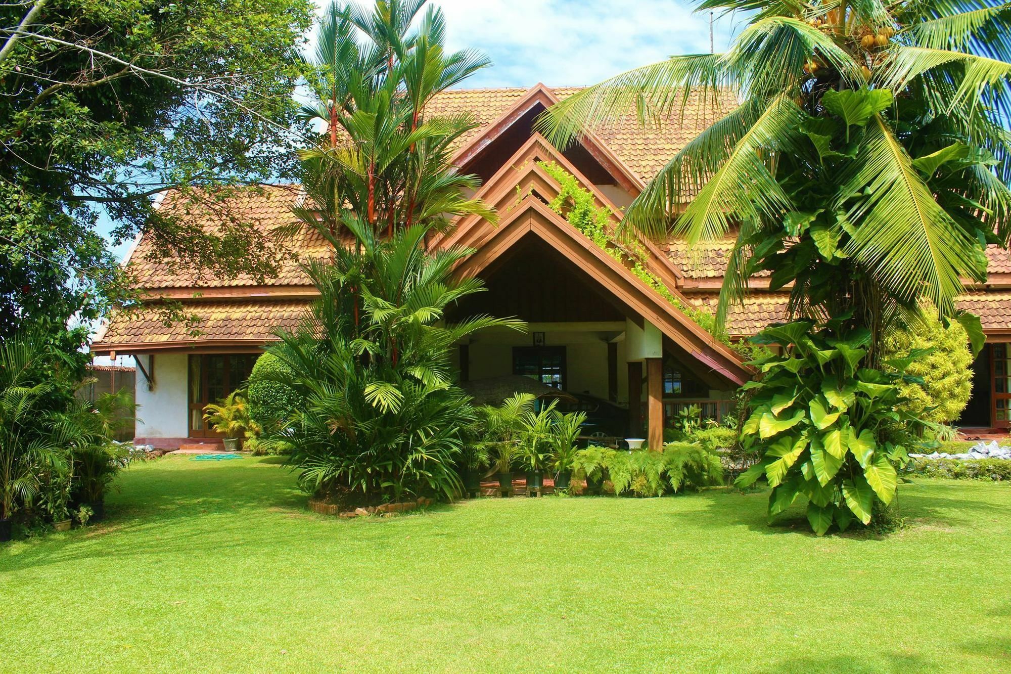 Blue Water Villa Piliyandala Buitenkant foto